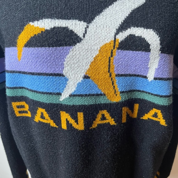 Banana Sweater 🍌 - Picture 6 of 6